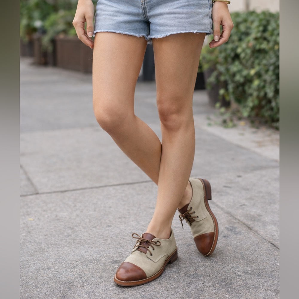 J. SHOES || Sally Handcrafted Leather Sole Oxford Shoes. Sz. 6.5